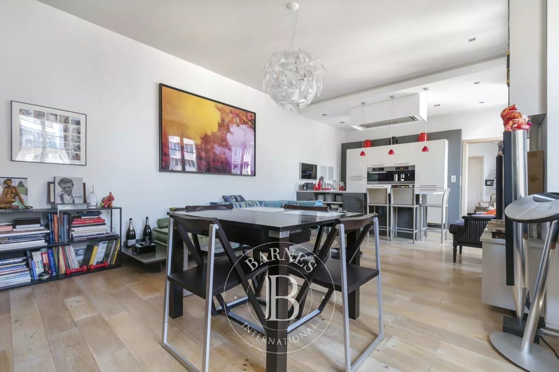 Apartment in Saint Philippe du Roule, Paris 8e Arrondissement, Paris 4 - 17989343