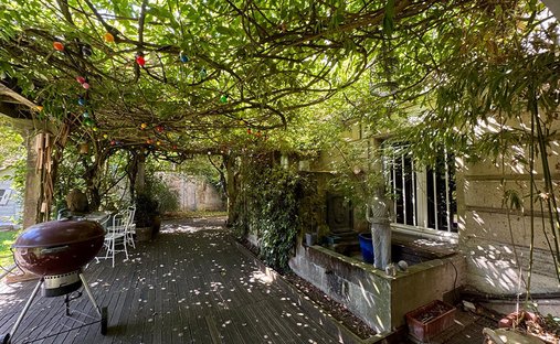 Villa in Bourg, Pessac, France 1