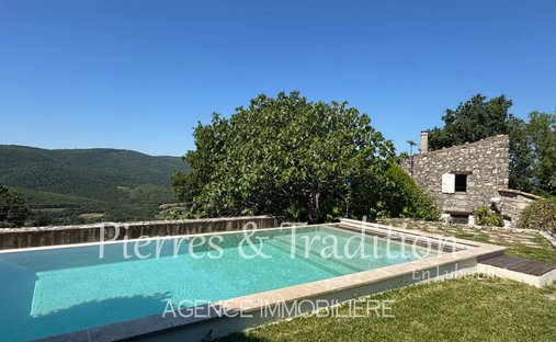 House in Reillanne, Provence-Alpes-Côte d'Azur, France 1