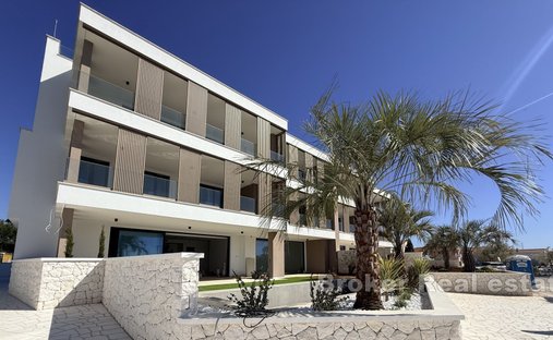 Apartment in Mjesni odbor Vostarnica, Zadar, Zadar County 1