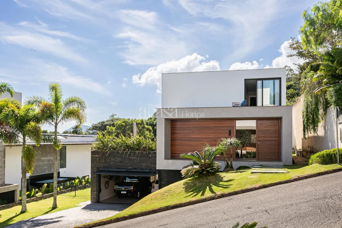Condo in Florianópolis, State of Santa Catarina, Brazil 1 - 17986865