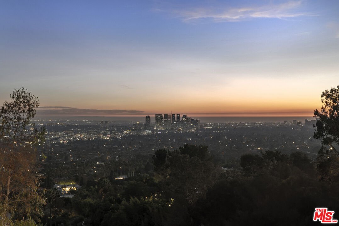 House in Los Angeles, California, United States 5 - 17989558
