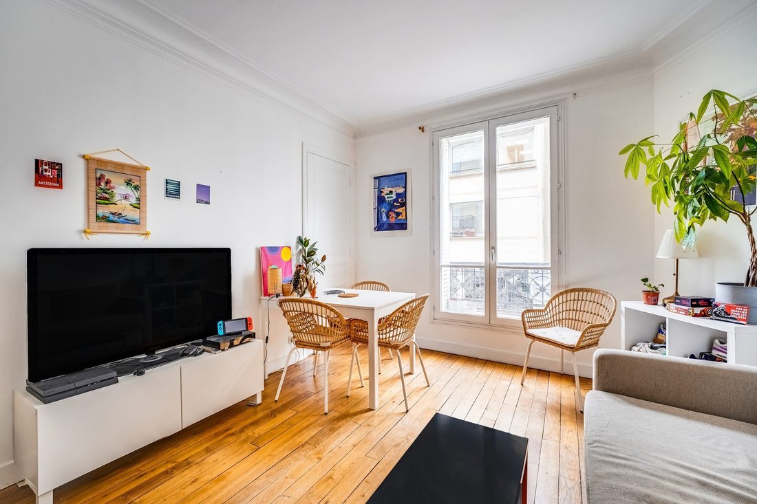 Apartment in Perouses, Paris, Ile-de-France 3 - 17990473