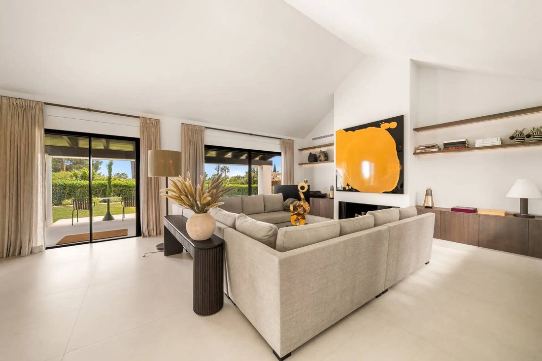 Villa in Golden Mile, Andalusia, Spain 3 - 17993068