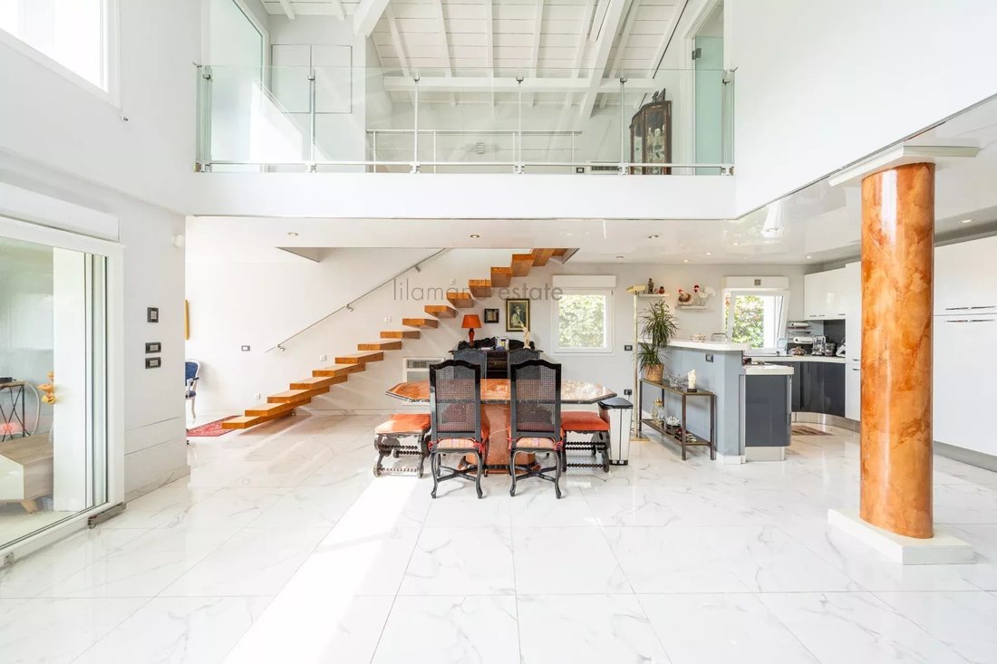 Villa in Les Paluds-Lauvert, Vallauris, France 5 - 17985798