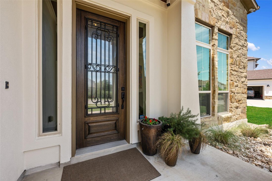 House in Bee Cave, Texas, United States 3 - 17990331