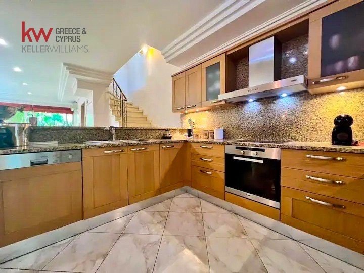 House in Voula, Attica, Greece 3 - 17984080