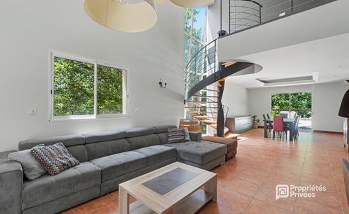 Villa en Bouloc, Occitania, Francia 1