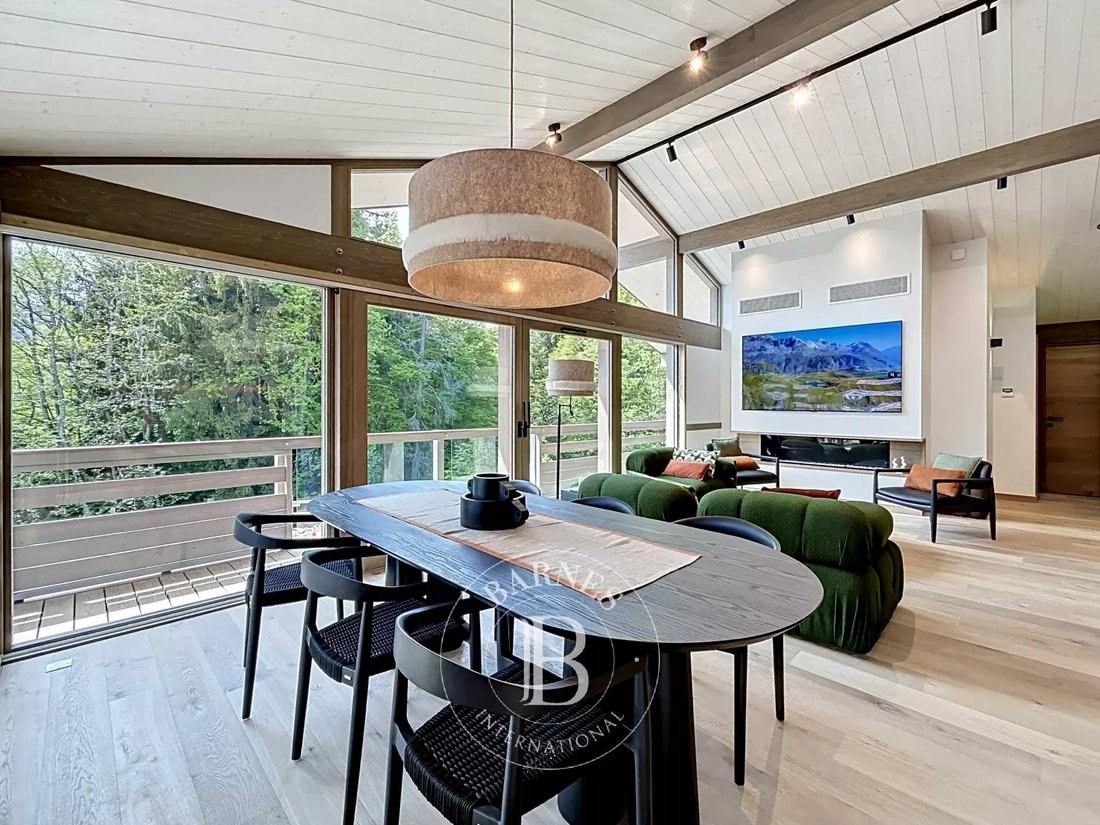 Chalet in Les Gets, Auvergne-Rhône-Alpes, France 3 - 17985996
