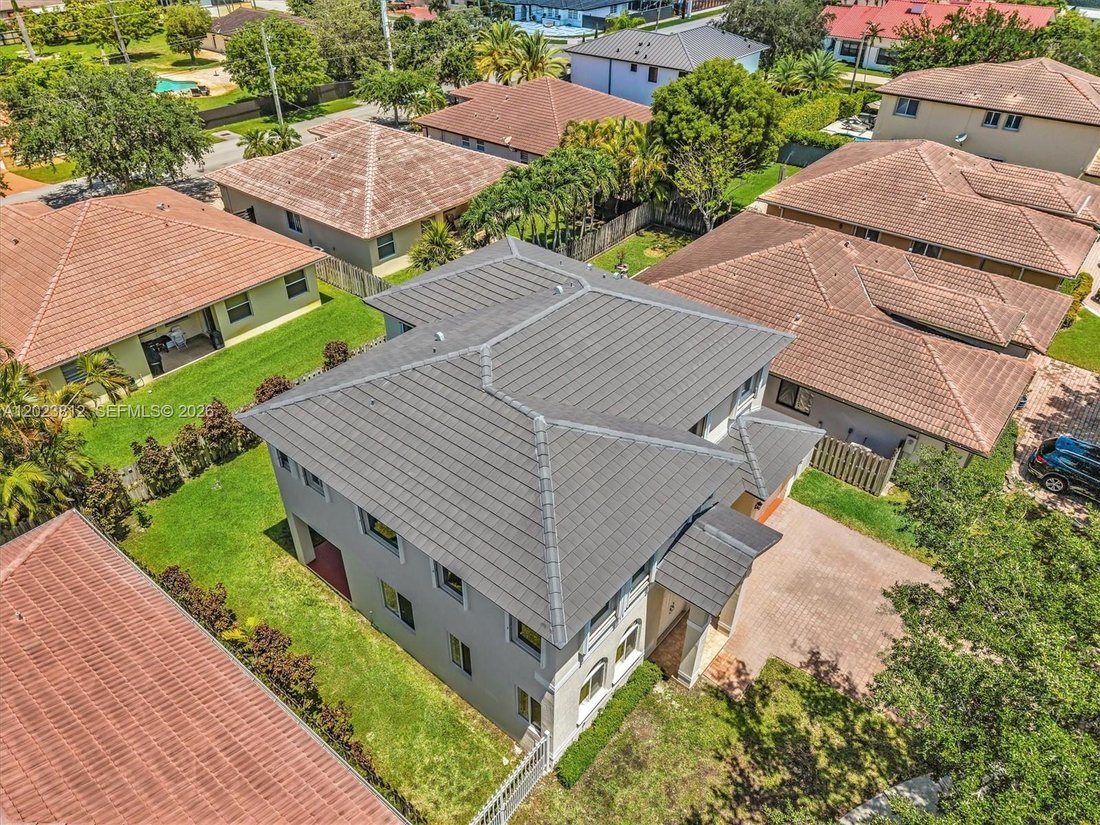 House in Miami, Florida, United States 3 - 17985117