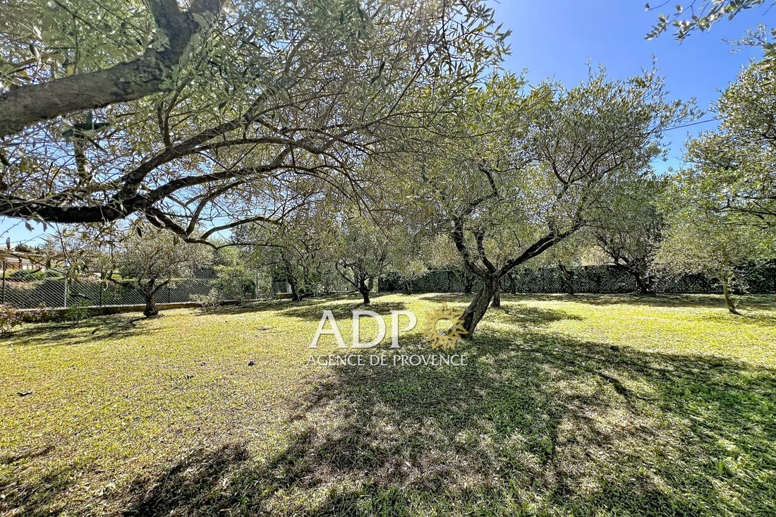 Villa in Grasse, Provence-Alpes-Côte d'Azur, France 2 - 17985276