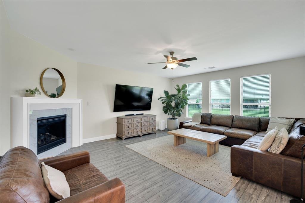 House in Gunter, Texas, United States 5 - 17985458