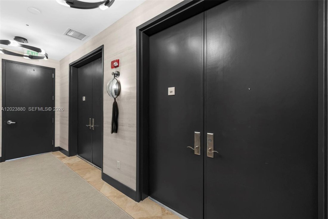 Condo in Miami Beach, Florida, United States 2 - 17989080
