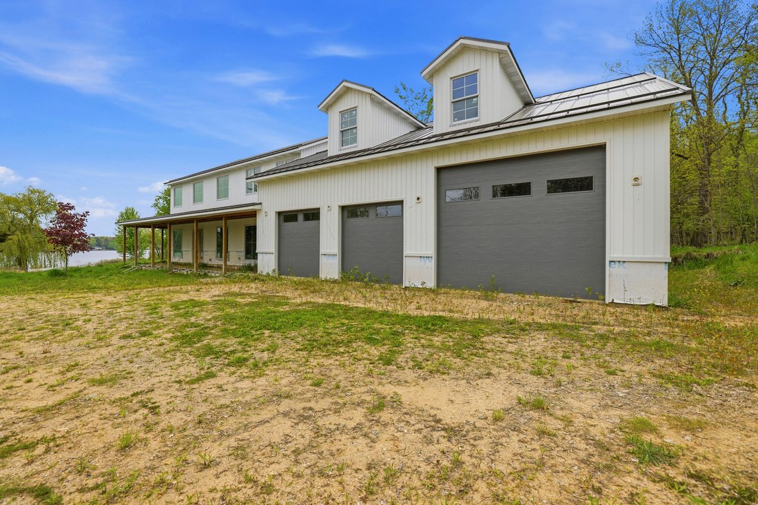 Land in Grand Junction, Michigan, United States 2 - 17994973
