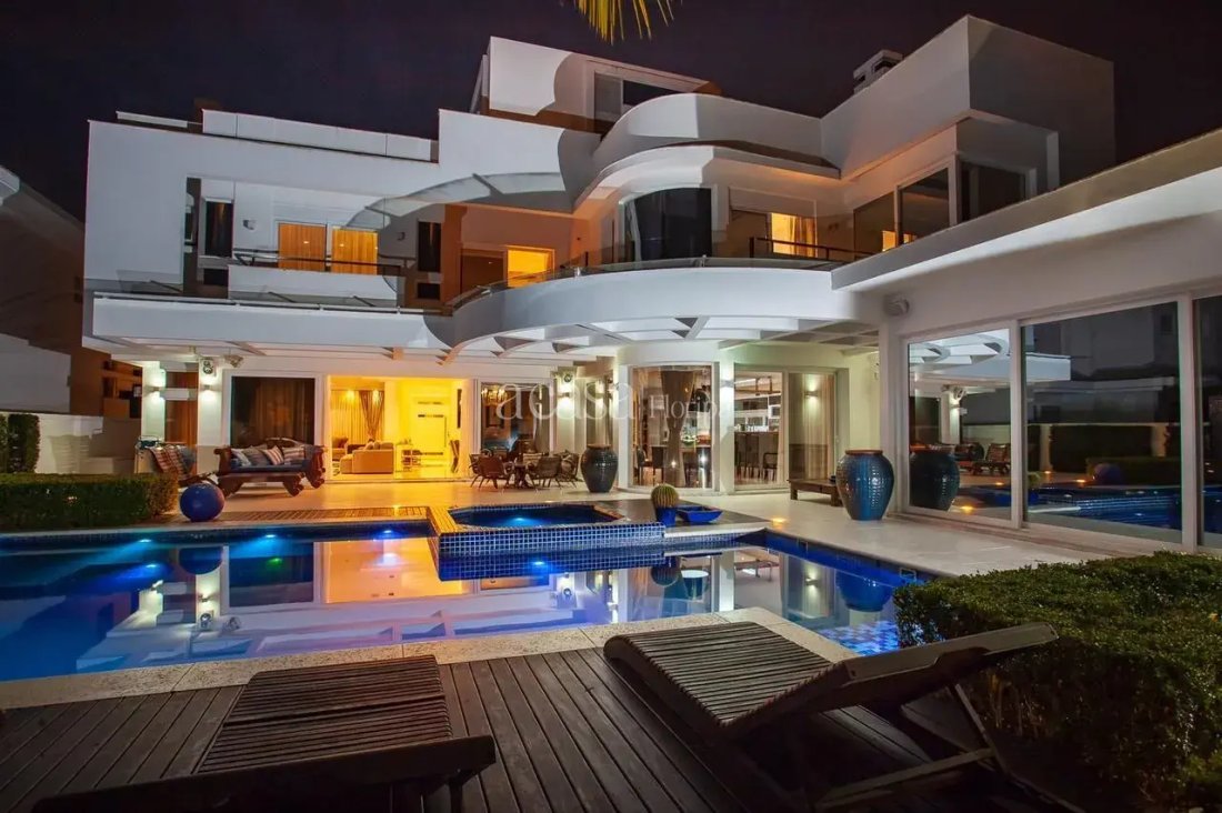 House in Florianópolis, State of Santa Catarina, Brazil 2 - 17985924
