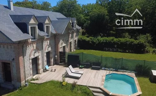 House in Saint-Cyr-en-Val, Centre-Val de Loire, France 1