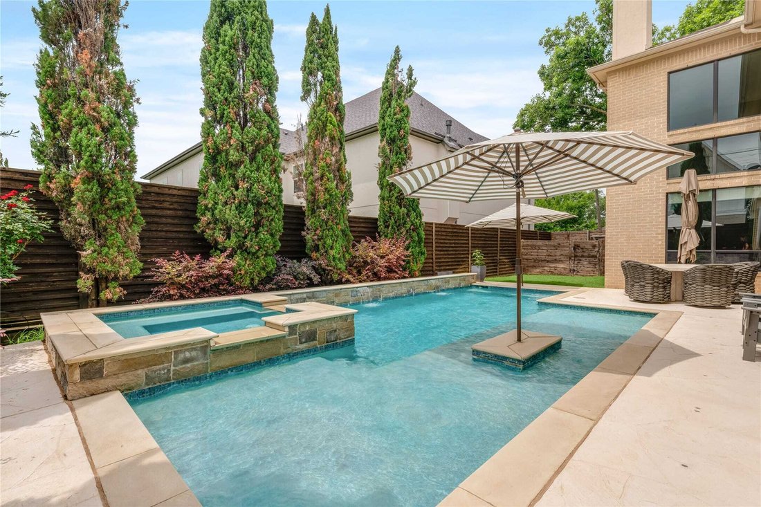 House in Dallas, Texas, United States 4 - 17990199