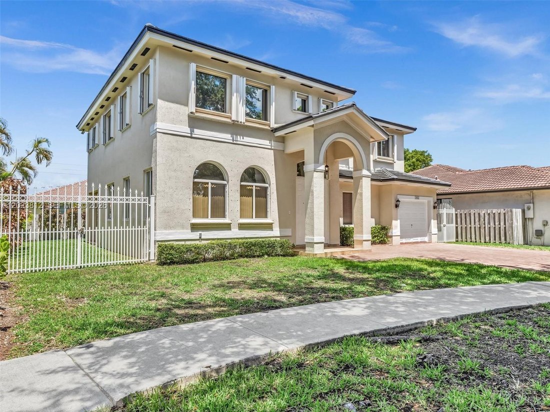 House in Miami, Florida, United States 2 - 17985117