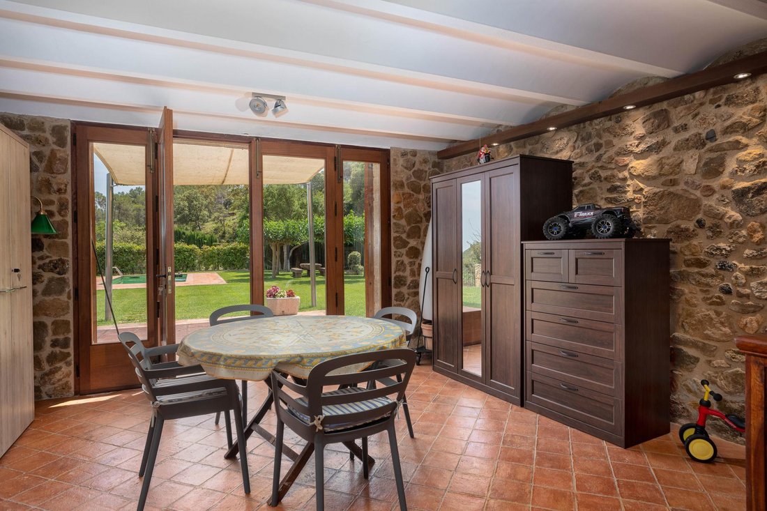 Country House in Borrassa, Catalonia, Spain 4 - 17984936