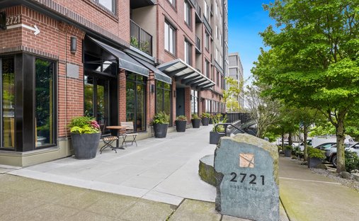 Condo in Seattle, Washington, United States 1