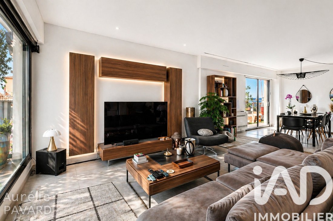 Apartment in Saint Victor, 7e Arrondissement, Marseille 4 - 17778998