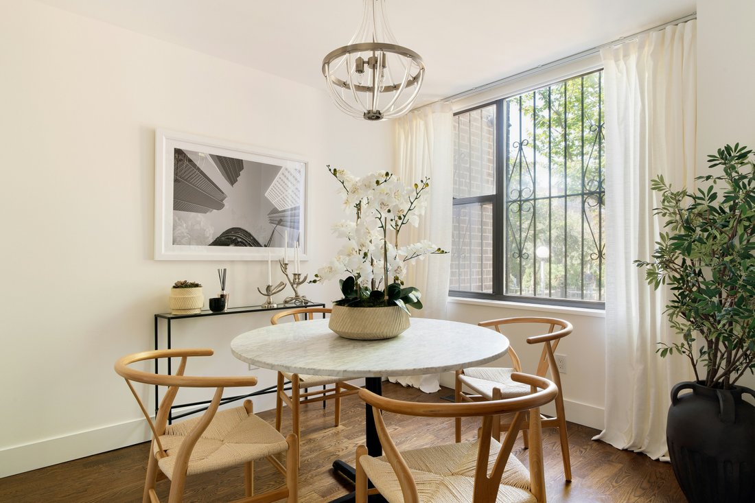 Co Op in New York, New York, United States 3 - 17989096