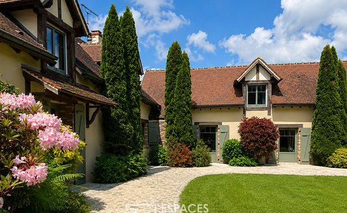 Villa in Germigny-des-Pres, Centre-Val de Loire, France 1