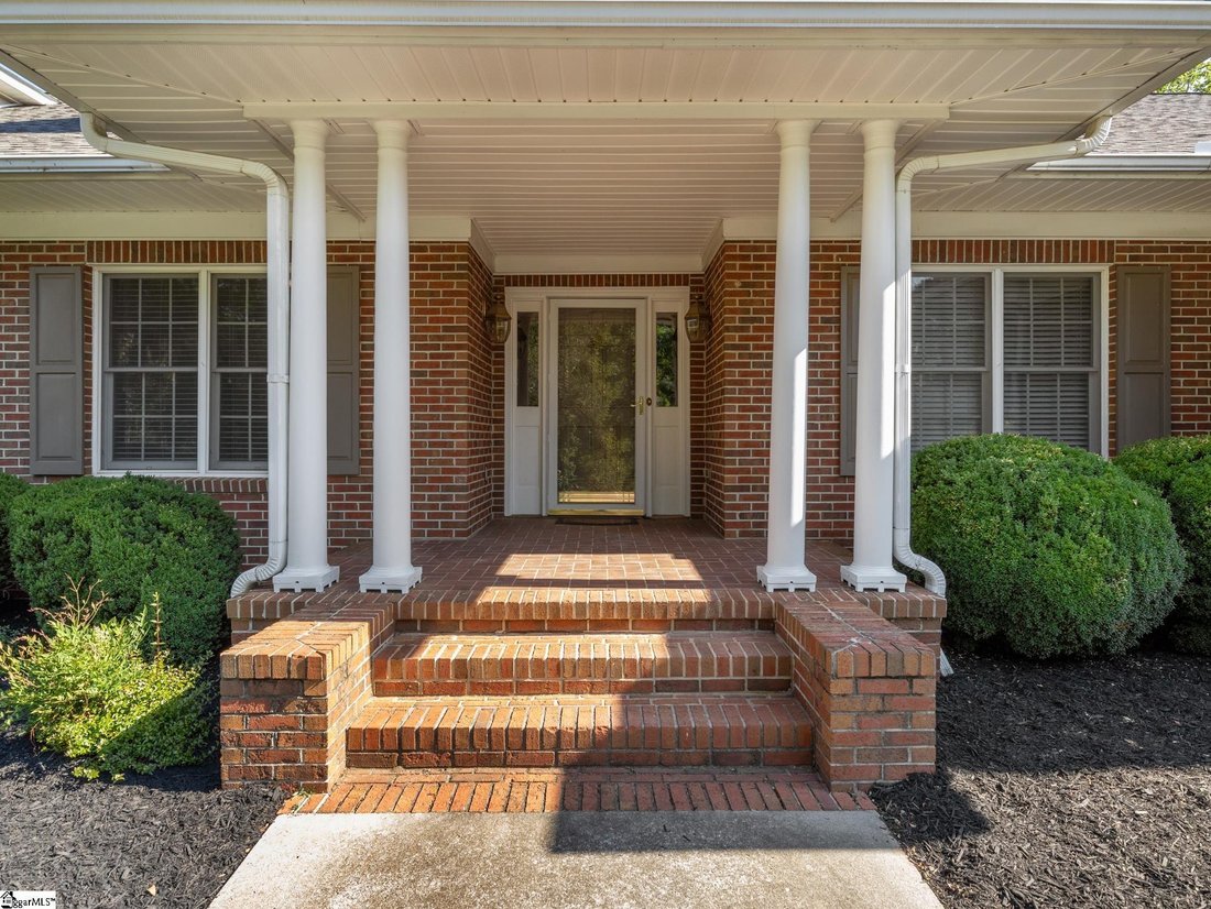 House in Taylors, South Carolina, United States 2 - 17988190
