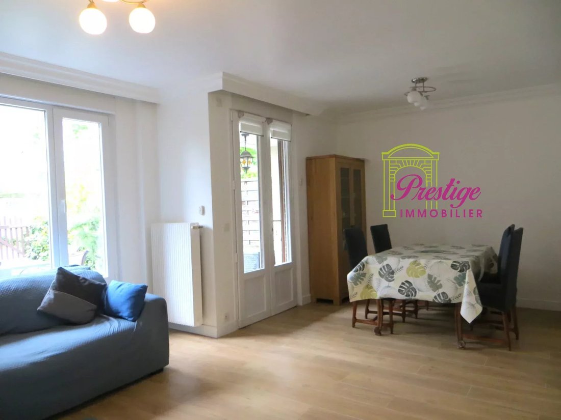 House in Le Tir, Maisons-Laffitte, France 2 - 17993509
