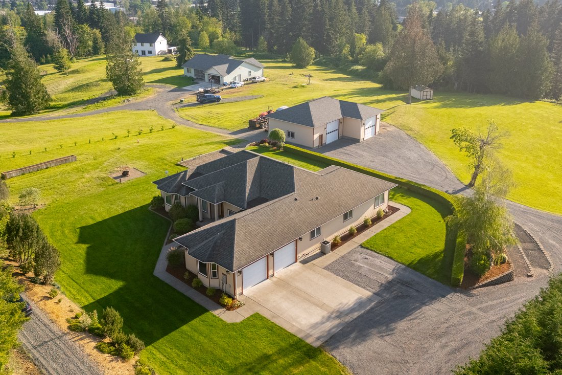 House in Centralia, Washington, United States 5 - 17987130