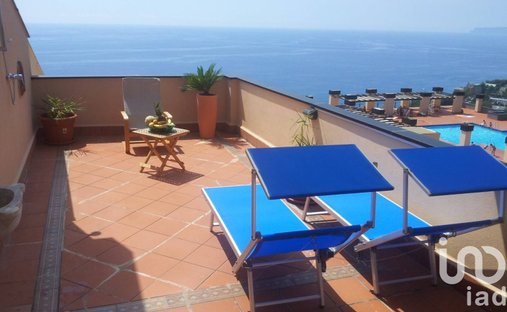 Appartamento a Centro, Varazze, Liguria 1