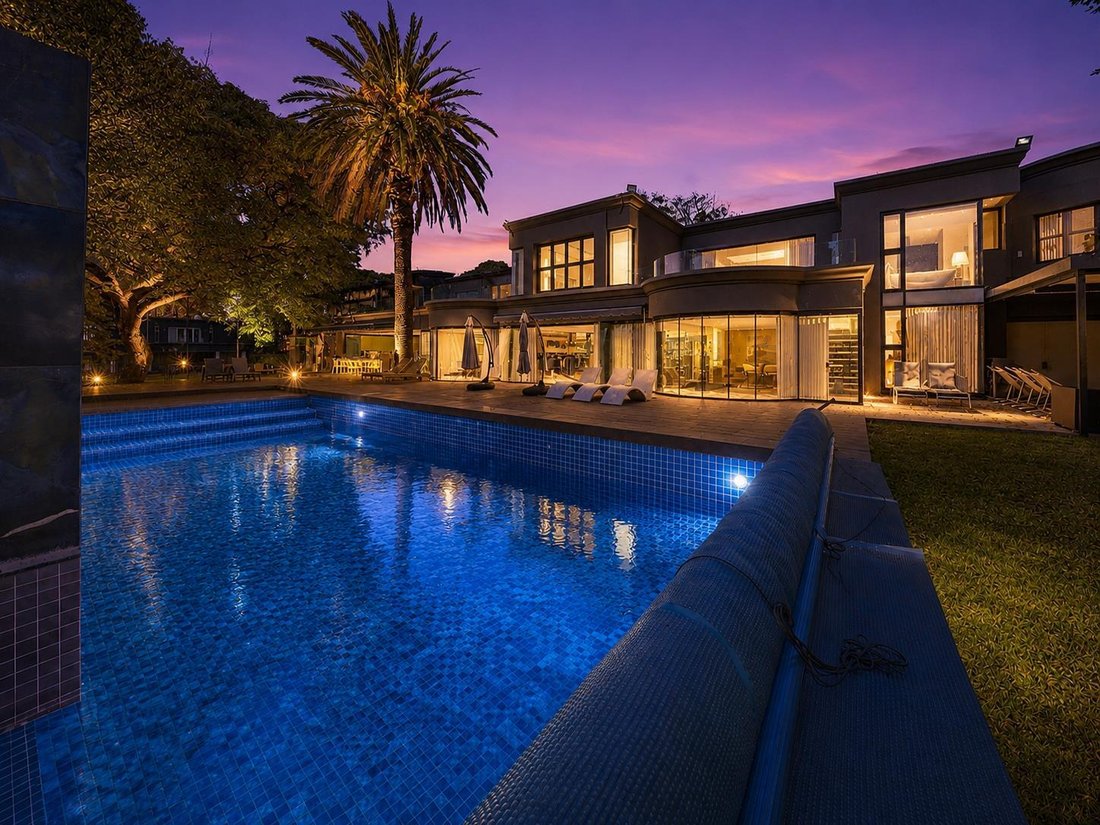 House in Houghton Estate, Gauteng, South Africa 1 - 17989276
