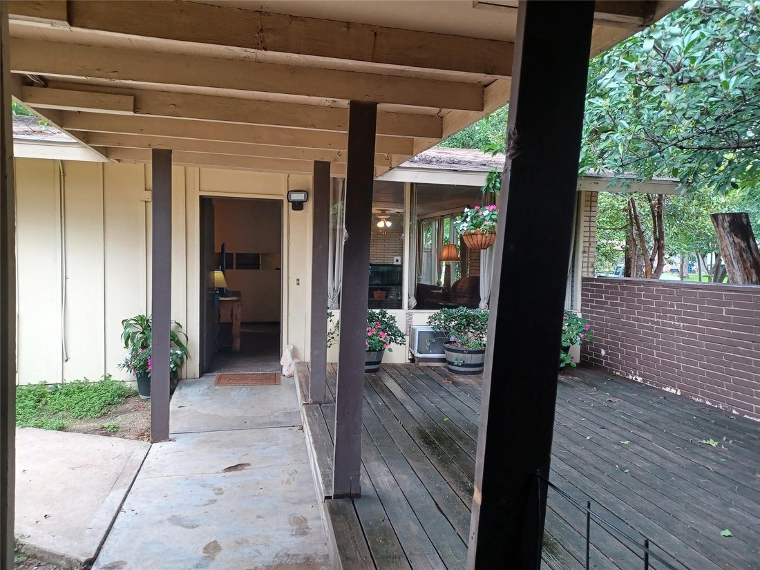House in Austin, Texas, United States 3 - 17994444