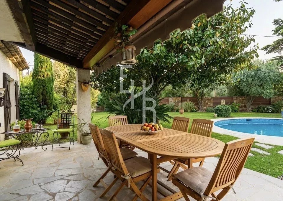 Villa in Mougins, Provence-Alpes-Côte d'Azur, France 2 - 17993380