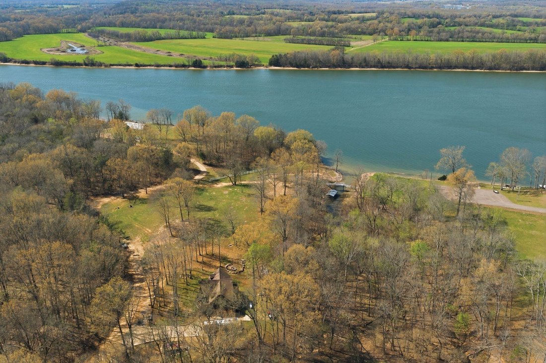 House in Clifton, Tennessee, United States 4 - 17987930