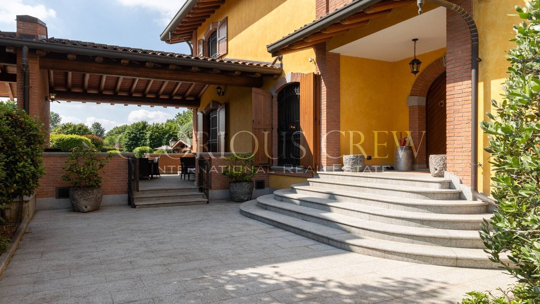 Villa in Borgarello, Lombardy, Italy 2 - 17990088