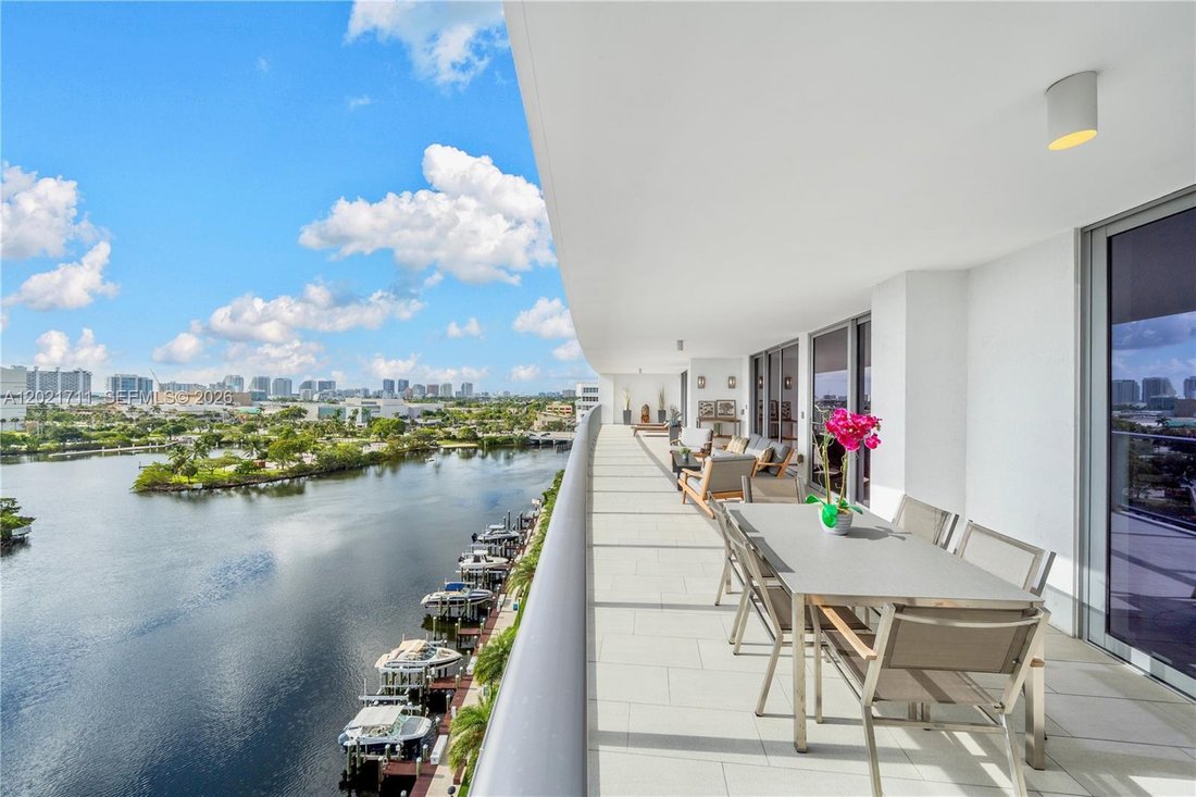 Condo in Fort Lauderdale, Florida, United States 1 - 17985946