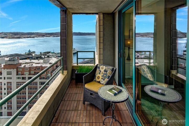 Condo in Seattle, Washington, United States 2 - 17990704