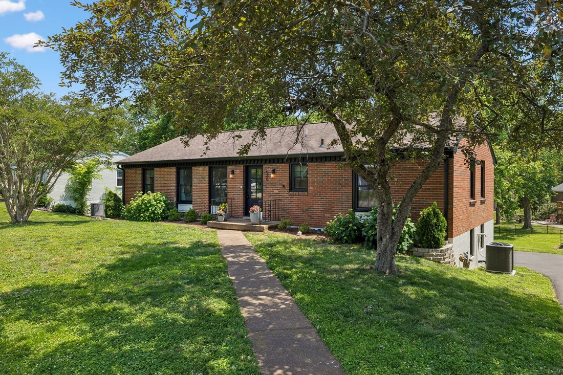 House in Nashville, Tennessee, United States 4 - 17995975