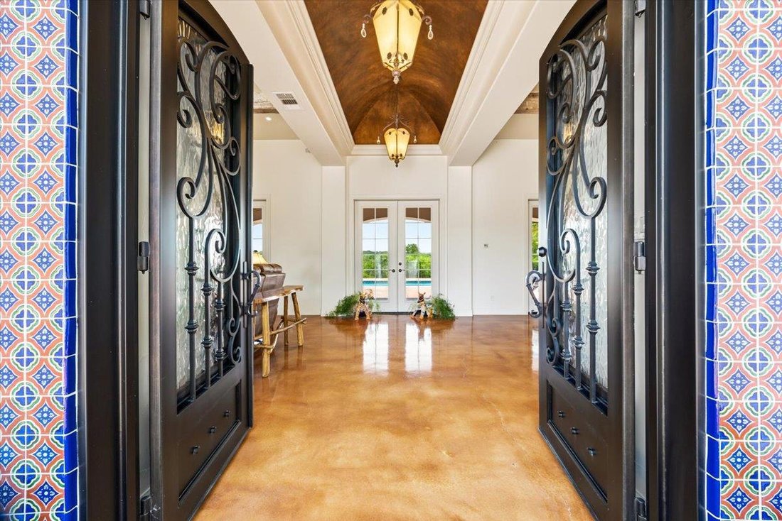 House in New Braunfels, Texas, United States 5 - 17994478