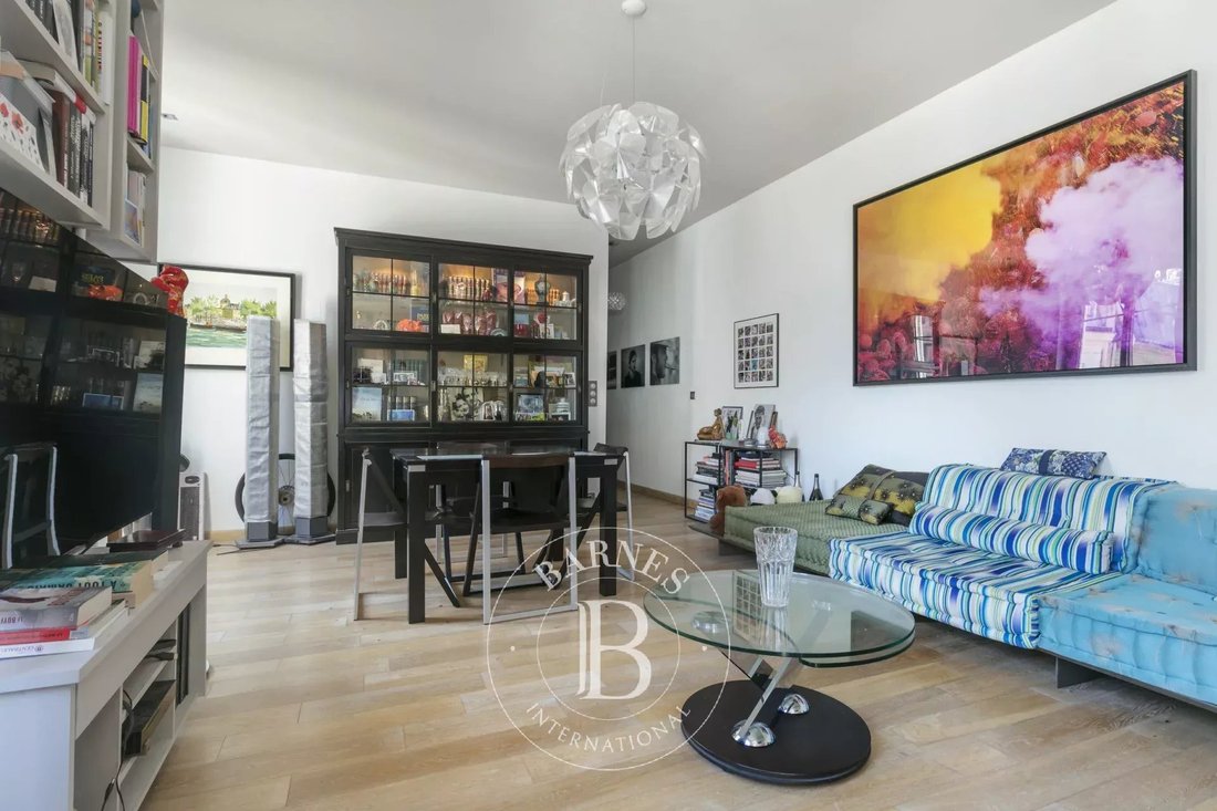 Apartment in Saint Philippe du Roule, Paris 8e Arrondissement, Paris 3 - 17989343