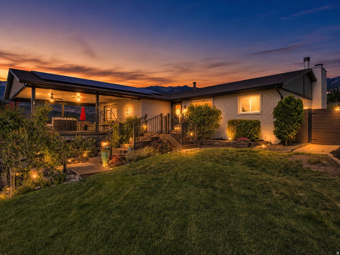 House in Sandy, Utah, United States 4 - 17987508