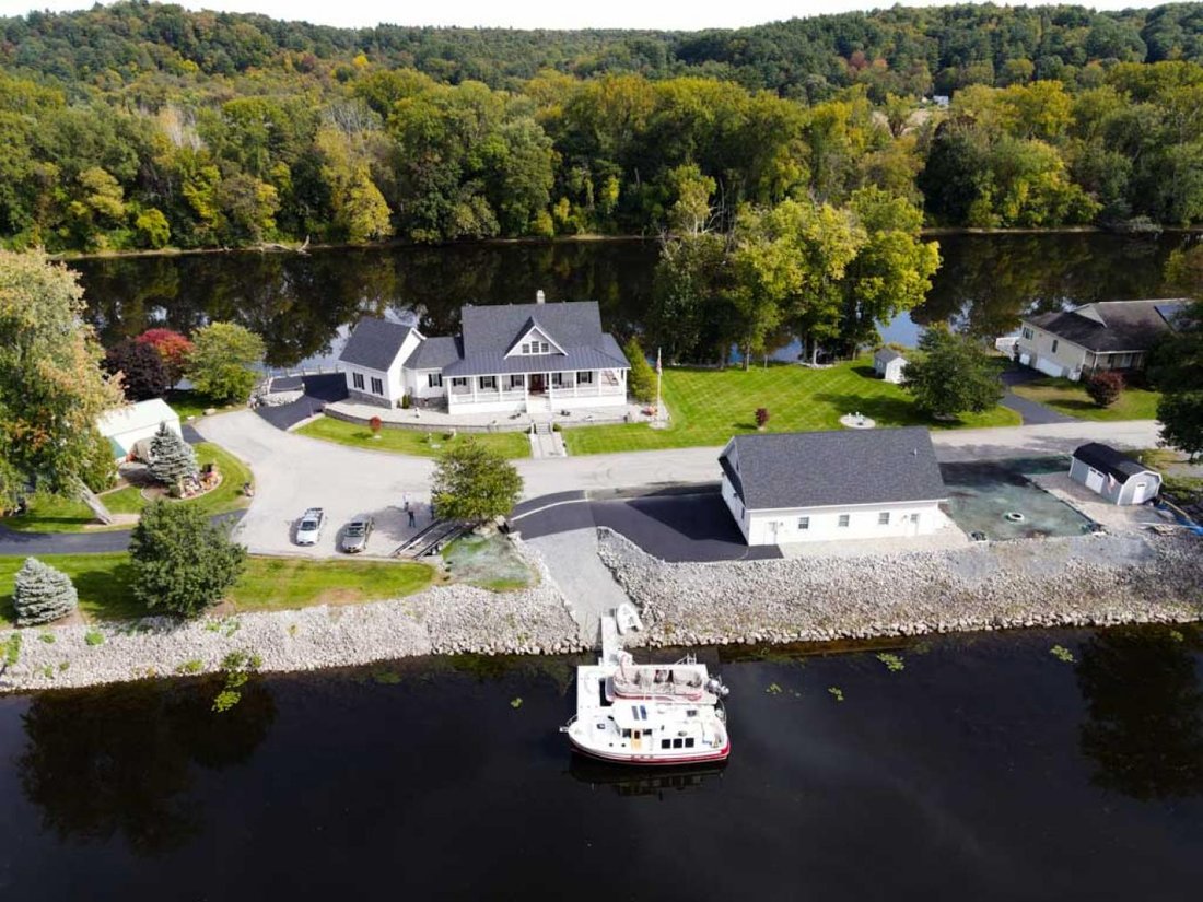 House in Stillwater, New York, United States 1 - 17991402