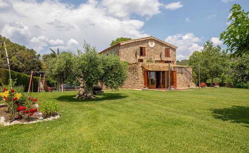 Landhaus in Borrassà, Katalonien, Spanien 1