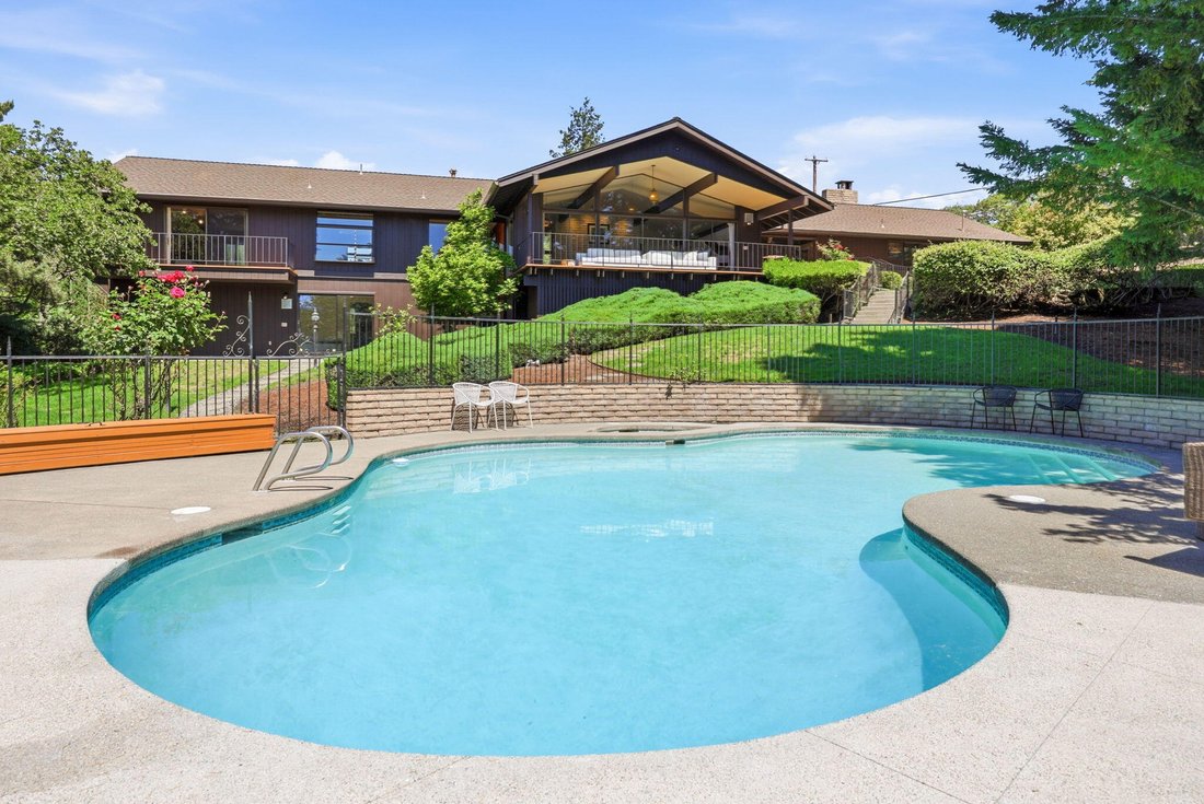 House in Medford, Oregon, United States 1 - 17994187