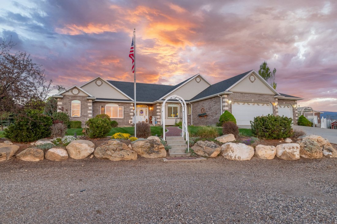 House in Mount Pleasant, Utah, United States 2 - 17987514