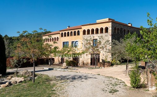 Country House in l'Albiol, Catalonia, Spain 1