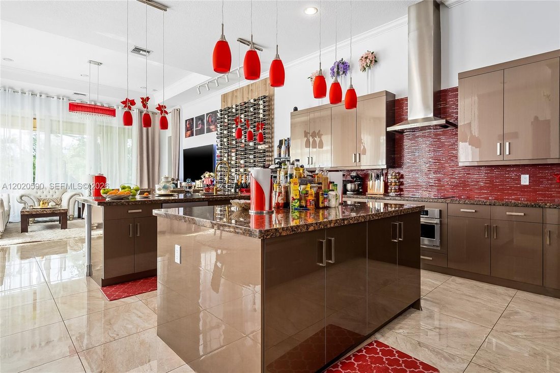 House in Davie, Florida, United States 4 - 17945935