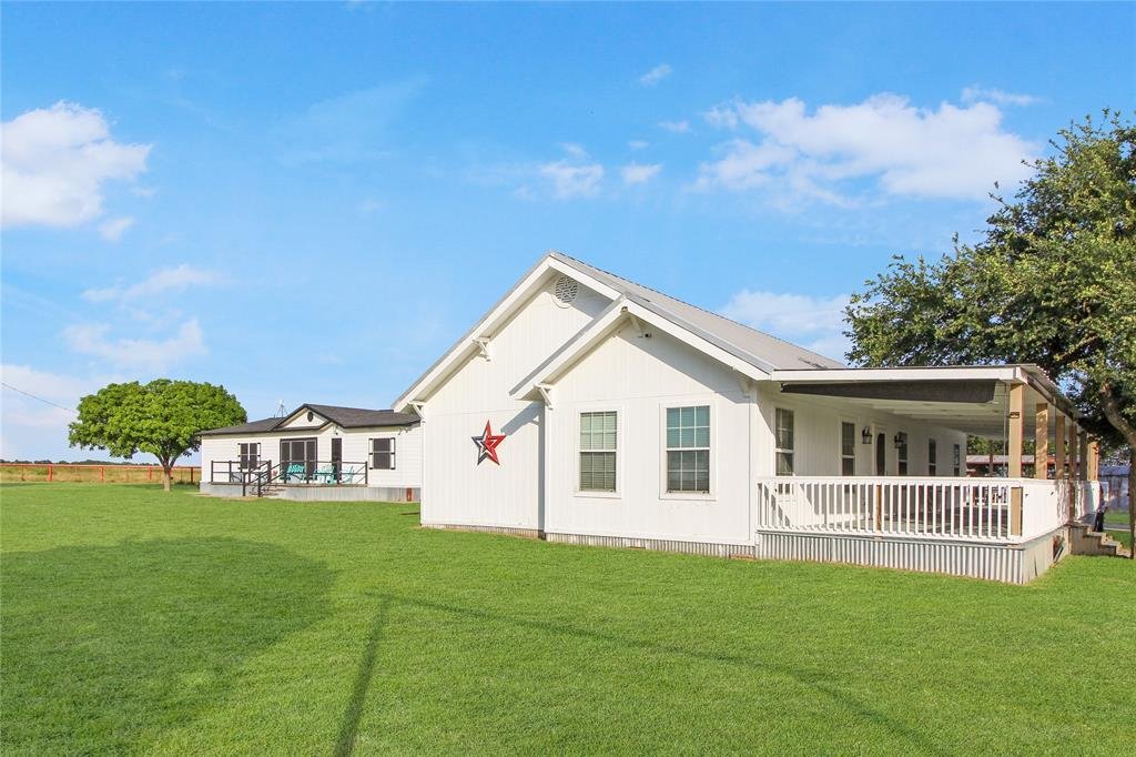 House in Avalon, Texas, United States 4 - 17988843