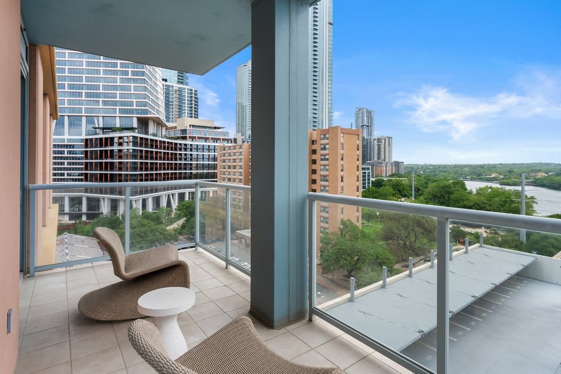 House in Austin, Texas, United States 4 - 17995706